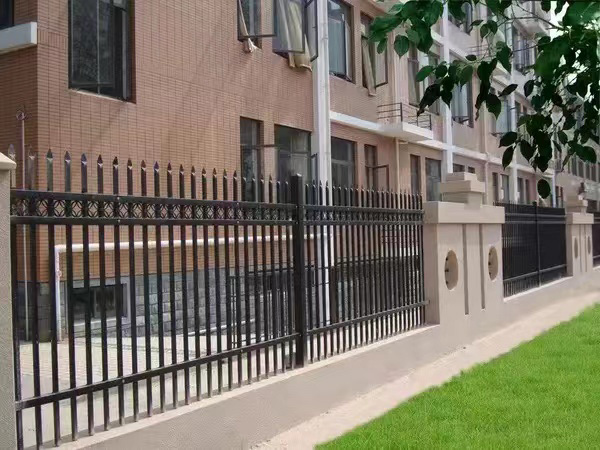 围墙栏杆