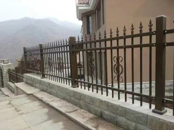 围墙栏杆